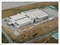 平成9年に坂本工場B棟を関東工場拡張のため相模原市下九沢に新築移転